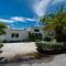 Casa Flamingo Intracoastal Front with Heated Pool a and 75 ft Dock - Fort Lauderdale