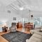 Chic Victoria Park Villa with Heated Pool and Spa - Fort Lauderdale