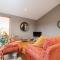 Woodbridge Penthouse - Woodbridge