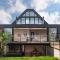 Waters Edge by Bloom Stays - Littlestone-on-Sea