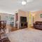 Serenity Views Retreat - Close to City and Parkway! - Weaverville