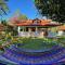 Villa Los Caciques By Hospedify - Hermosa Villa con Piscina, Billar, Zona de BBQ y Domino - Jarabacoa