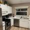 Cozy 3 bedroom home close to everything in Tampa!