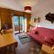 Appartement Charmant et Calme à 1000m du Village et Proche des Télécabines, Parking Inclus - FR-1-693-53
