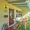 Beautiful Comfy Home With Private Hot Tub Close To Beach home - Форт-Лодердейл