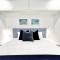 18OB Absolute Beachfront - Noosa Main Beach