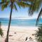 18OB Absolute Beachfront - Noosa Main Beach