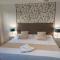 Hostal GARDEN ROUS