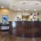 Comfort Suites Huntersville near Lake Norman