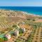 Spiros Beach Villa
