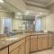 Waterfront Apollo Beach Home Pool and Shared Dock! - أبولو بيتش
