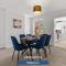 Nuneaton - Ideal 3 Bedroom, Wi-fi Parking, Sleeps 6 - JRR Stays