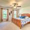 Pet-Friendly Homosassa Condo Walk to River!