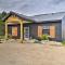 Graford Cabin with Rooftop Deck and Lake Views! - Graford