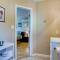 Walkable Downtown Apt with Game Room!
