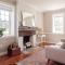 Farmhouse Broad Brook: Comfort & Charm.