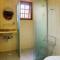 LINDA CHACARA EM CONDO A 40 MIN DE SP com piscina climatizada, churrasqueira, wifi, 5 quartos e muita natureza - Cajamar