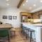 Newly Built Updated 3 Bed 2 and a half bath Creekhouse at Snowcrk Resort 1463 Amazing Mountain Views - Mammoth Lakes
