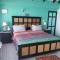 Orries Beach Bar and Hotel