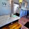 Canadian Rockies Chalets by Trilink - 2 & 3 Bedroom Condos - Self Check-In - Walking Distance to Downtown - Free Parking - Pet-Friendly - No AC