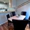 Canadian Rockies Chalets by Trilink - 2 & 3 Bedroom Condos - Self Check-In - Walking Distance to Downtown - Free Parking - Pet-Friendly - No AC