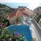 Apartments Leut