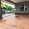 Homestay Kemaman Private Pool Fyna - 甘榜甘马挽
