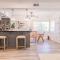 @ Marbella Lane - Serene Ranch Style Home w/Pool - 福乐顿市