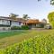 @ Marbella Lane - Serene Ranch Style Home w/Pool - 福乐顿市