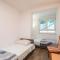 Sunny Vista Apartment