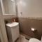 The Red Door 2-bedroom townhouse near VT & RU