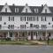 Echo Lake Inn