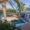 Paradisso Beach Villas