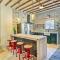 Stylish Newark Home with Deck Less Than 14 Mi to NYC! - Ньюарк