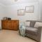2 Bathsheba Terrace