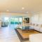Single Level House with view and pool