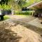 Almayans Bungalow