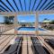 Fabulous Villa In Coral Bay Near Beach, Amenities