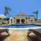 Fabulous Villa In Coral Bay Near Beach, Amenities