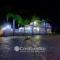 Fabulous Villa In Coral Bay Near Beach, Amenities