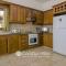 Fabulous Villa In Coral Bay Near Beach, Amenities