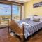 Fabulous Villa In Coral Bay Near Beach, Amenities