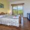 Fabulous Villa In Coral Bay Near Beach, Amenities