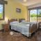 Fabulous Villa In Coral Bay Near Beach, Amenities
