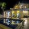Fabulous Villa In Coral Bay Near Beach, Amenities
