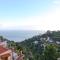 Amazing Seaview Apartment with garden