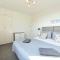 Spacious 3 Bedroom, 2 bathroom House - Pontefract