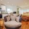 Carew Lodge & Loft