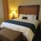Ivy Court Inn and Suites