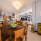 Beachfront Potrero - nice 7-BR villa, private cook included - Casa Royal